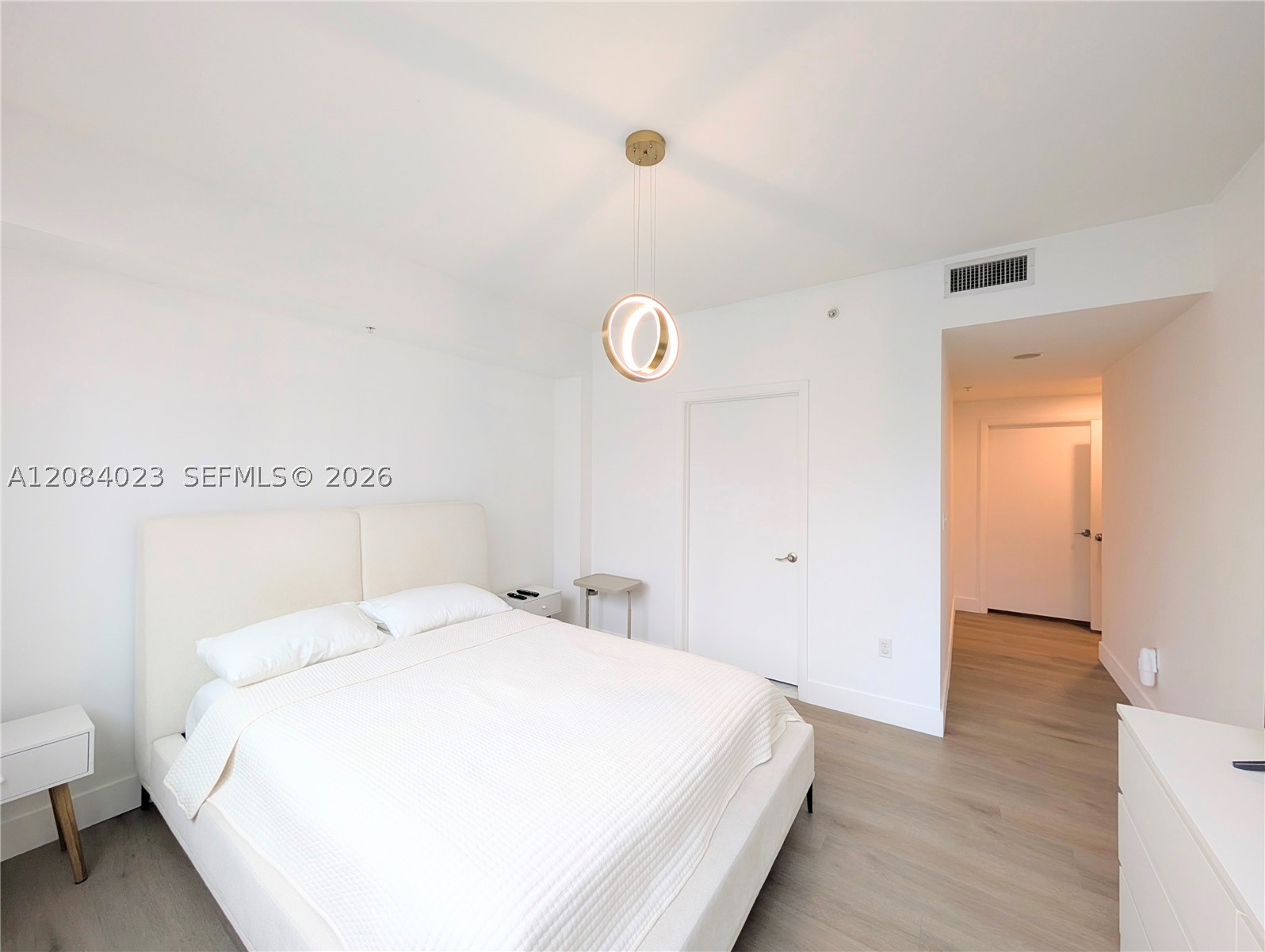 253 NE 2nd ST #3008, Miami FL 33132