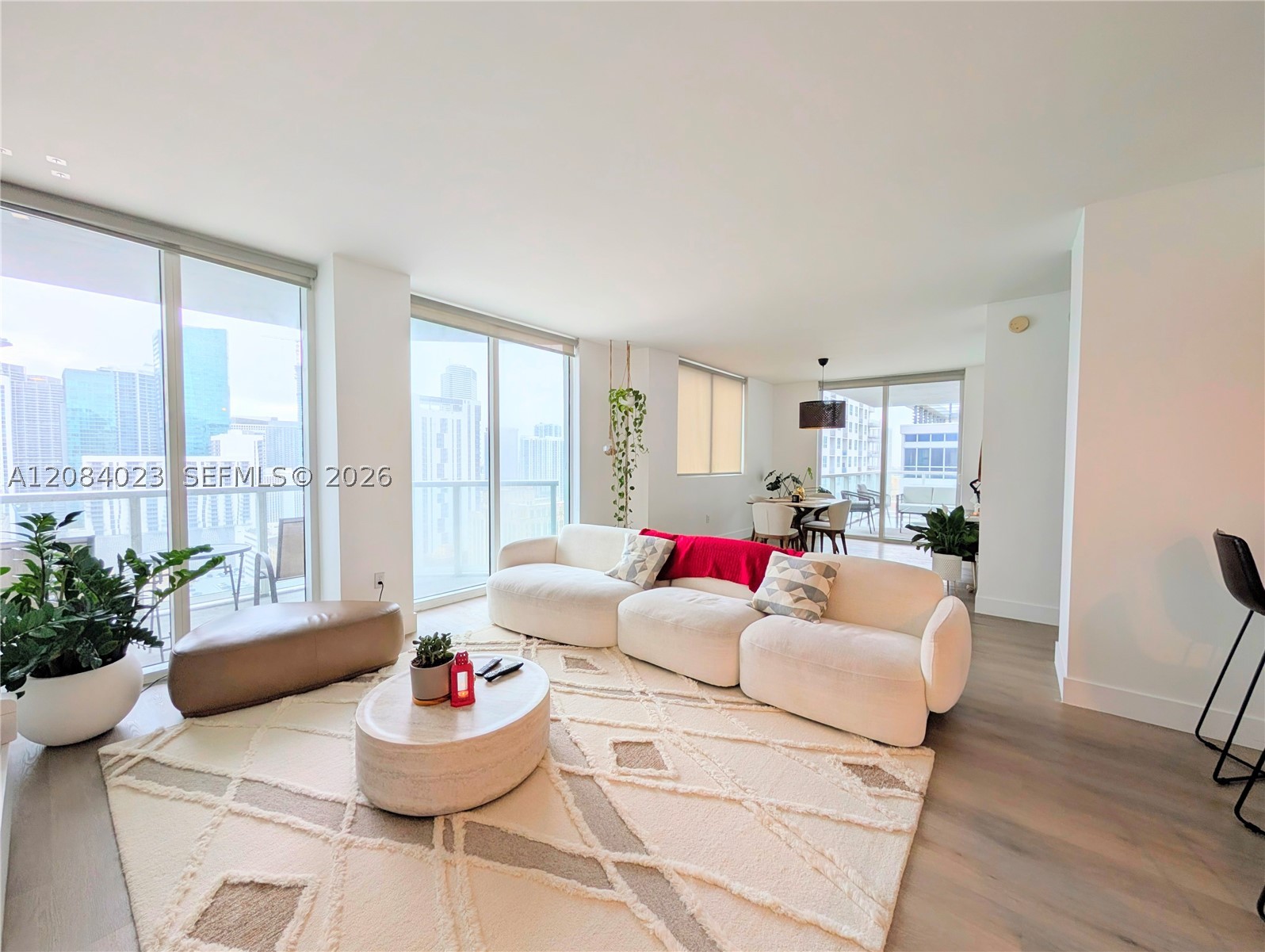 253 NE 2nd ST #3008, Miami FL 33132