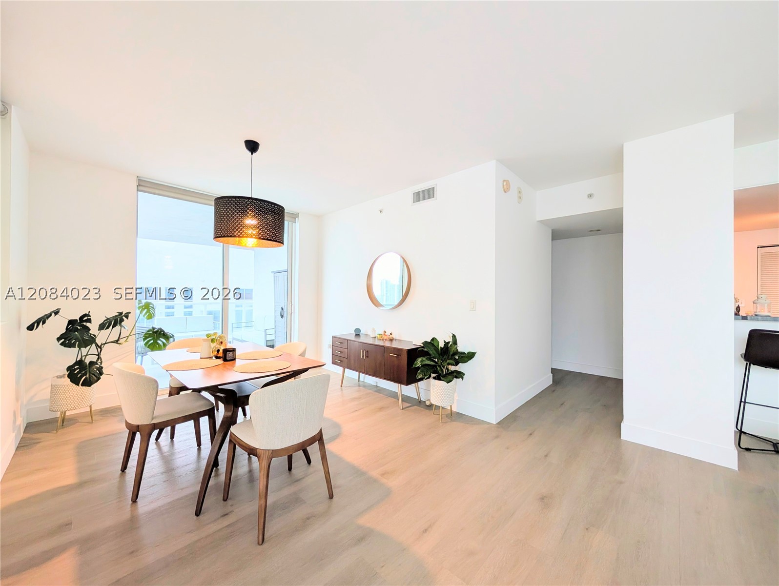 253 NE 2nd ST #3008, Miami FL 33132