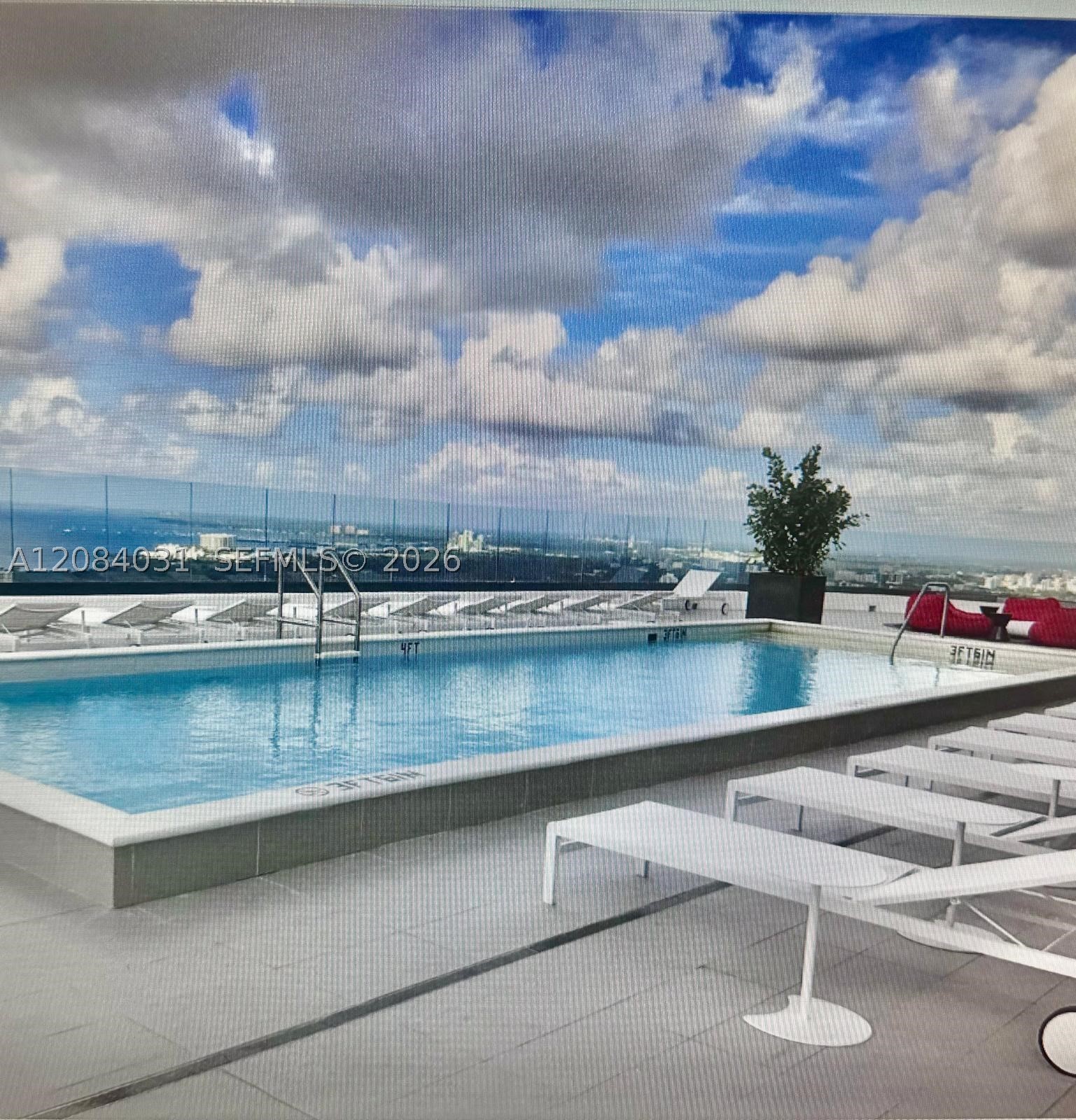 Miami FL 33130 - A12084031