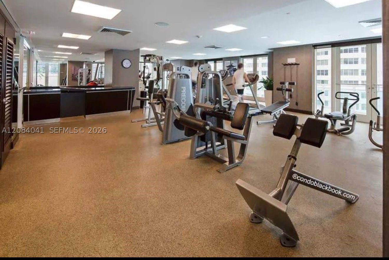 951 Brickell Ave #1609, Miami FL 33131