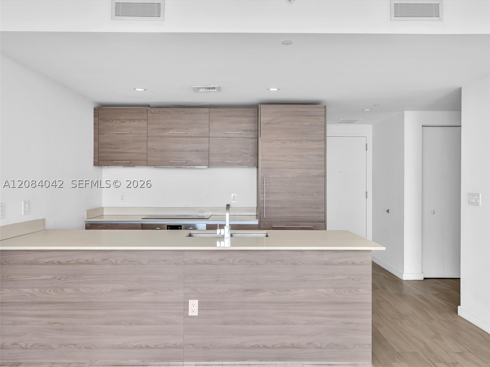 1300 S Miami Ave #3503, Miami FL 33130