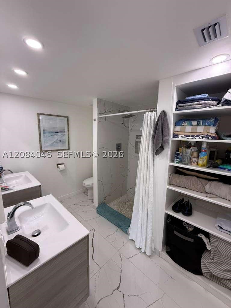 13499 Biscayne Blvd #1414, North Miami FL 33181