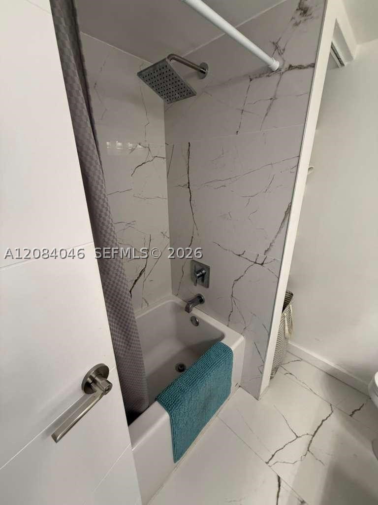 13499 Biscayne Blvd #1414, North Miami FL 33181