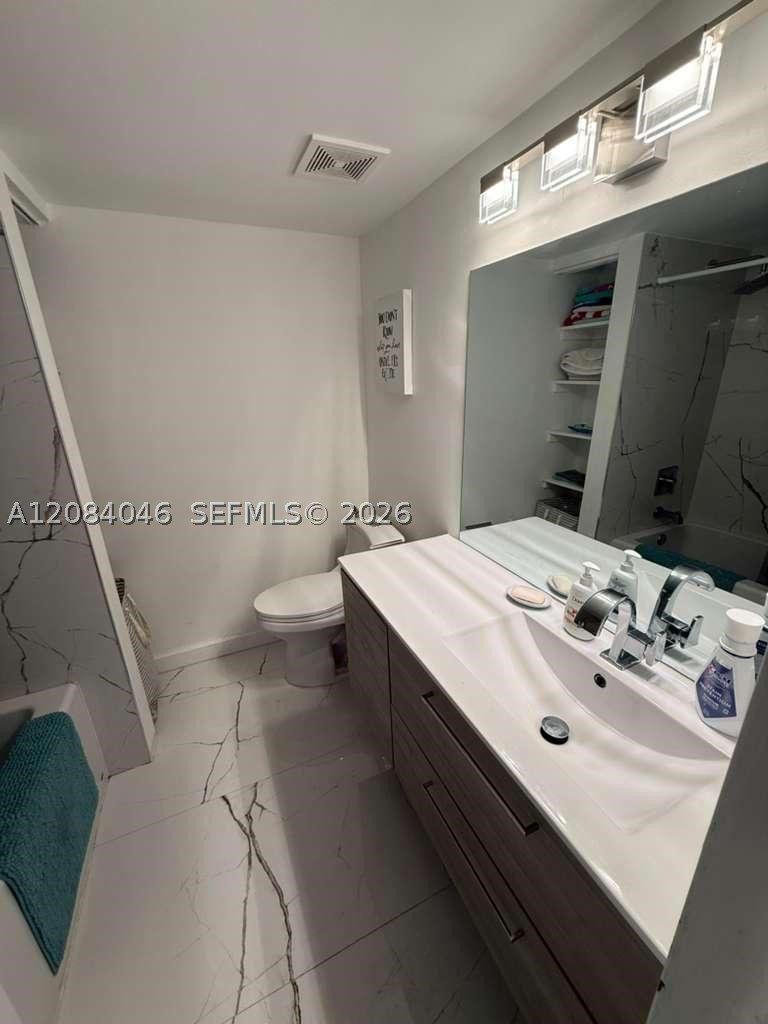 13499 Biscayne Blvd #1414, North Miami FL 33181