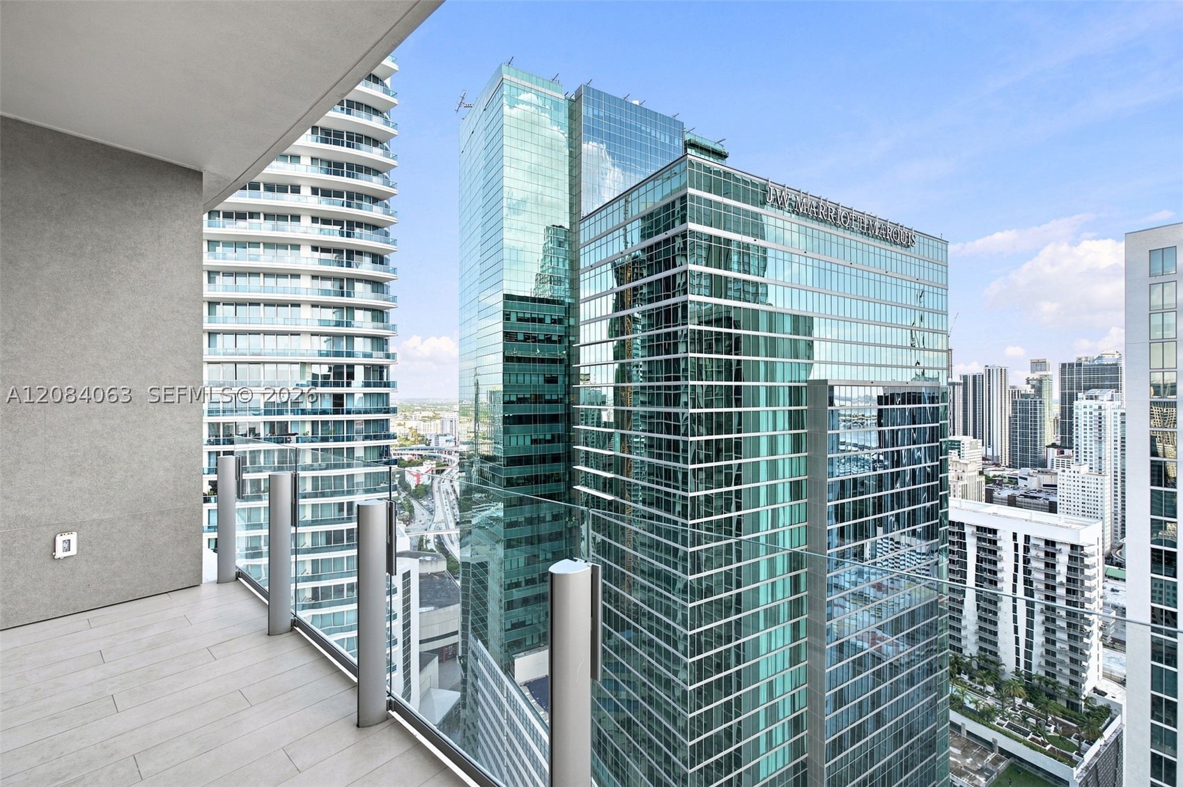 300 Biscayne Blvd Way #3908, Miami FL 33131