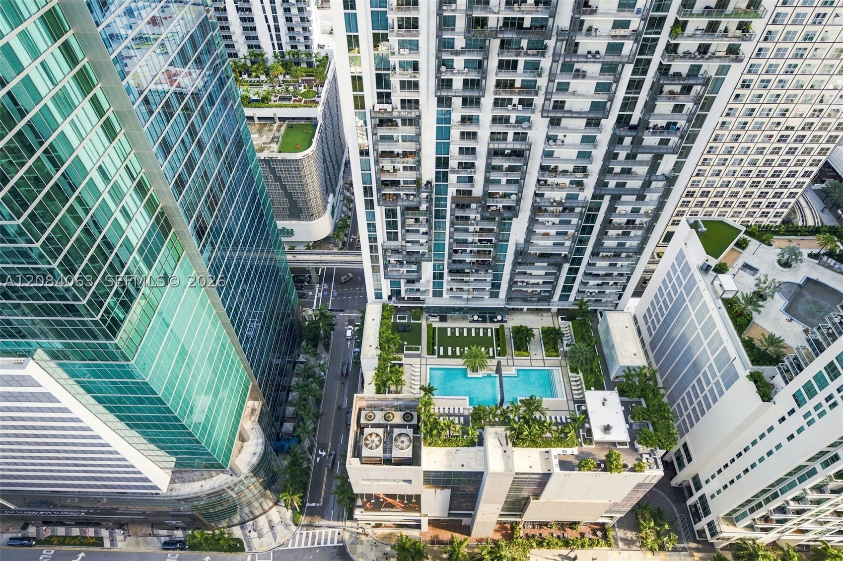 300 Biscayne Blvd Way #3908, Miami FL 33131