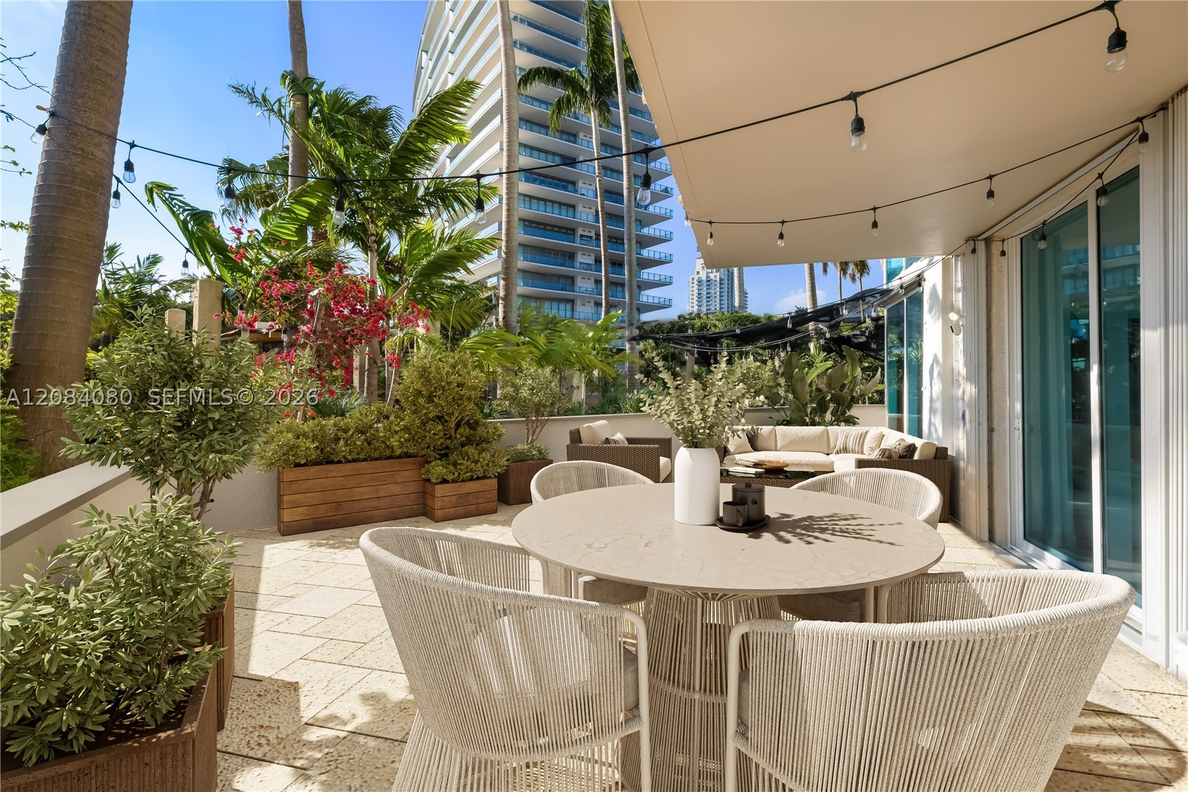 300 S Pointe Dr #303, Miami Beach FL 33139