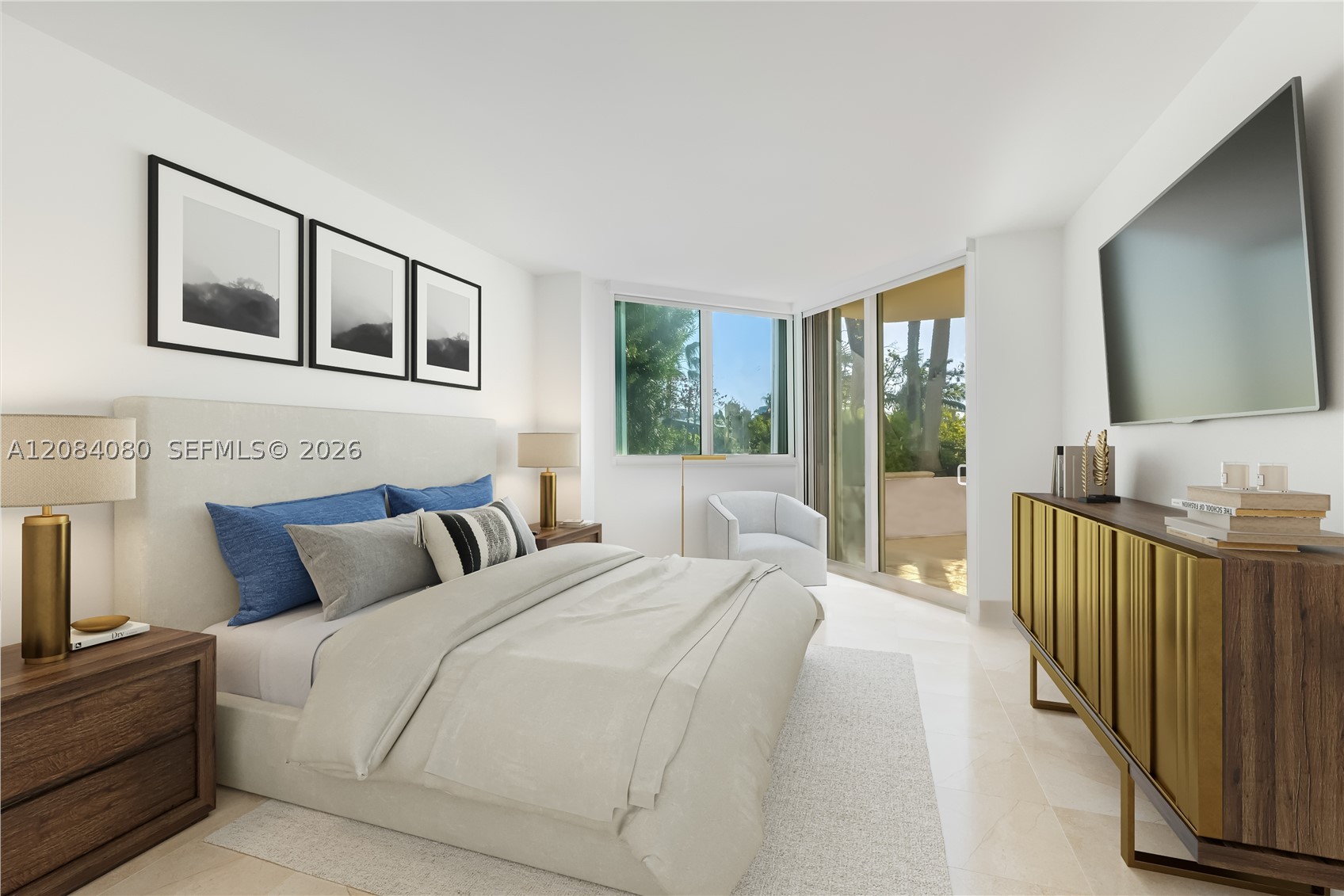 300 S Pointe Dr #303, Miami Beach FL 33139