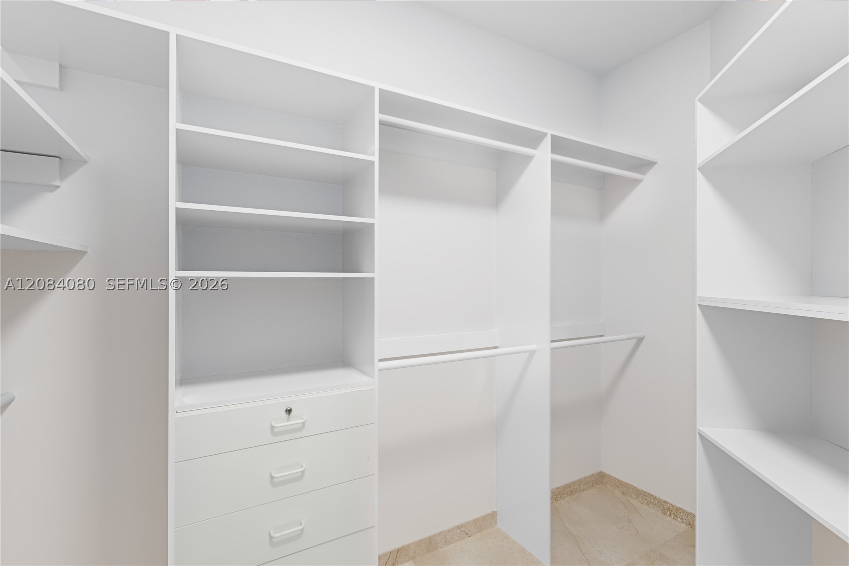 300 S Pointe Dr #303, Miami Beach FL 33139