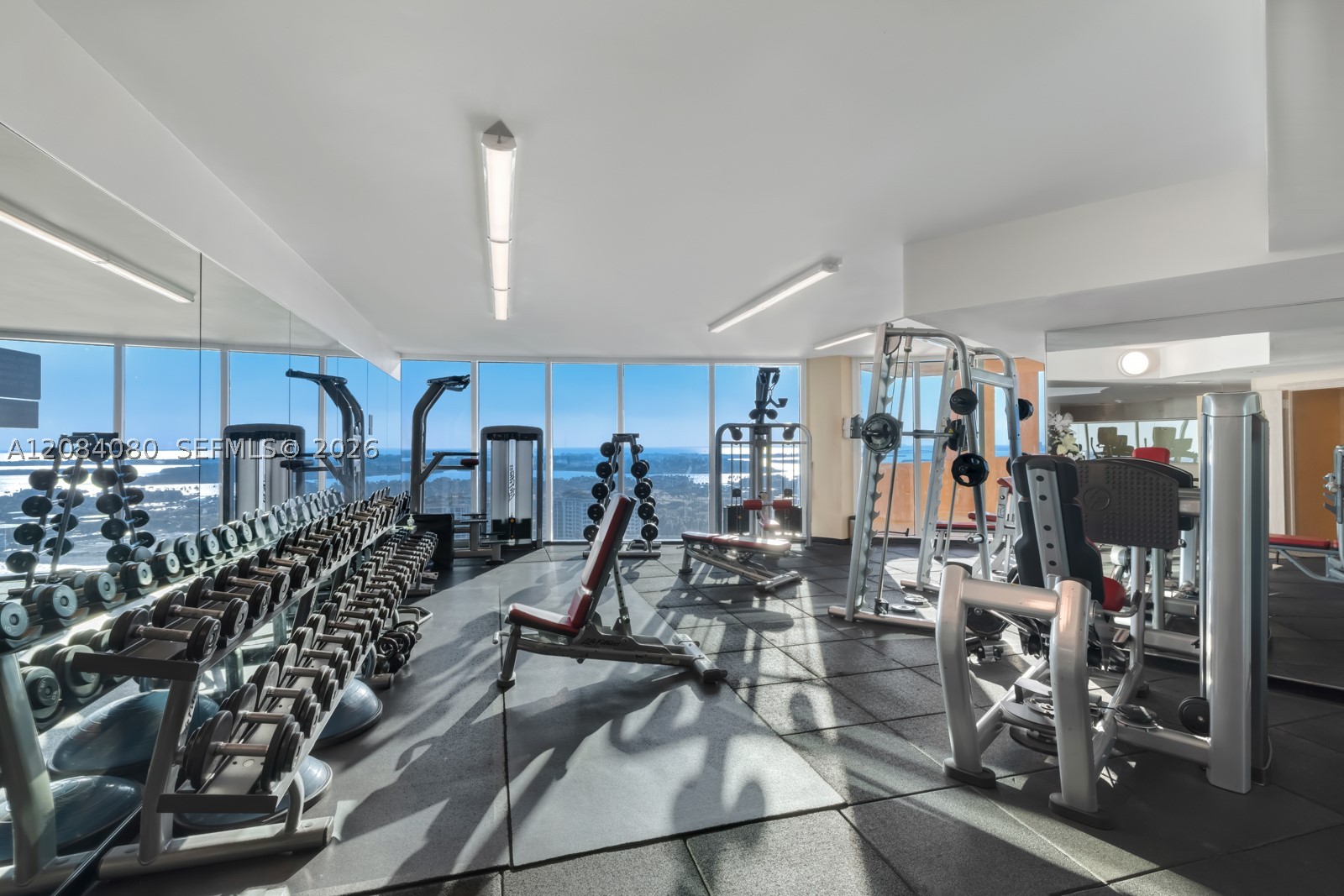 300 S Pointe Dr #303, Miami Beach FL 33139
