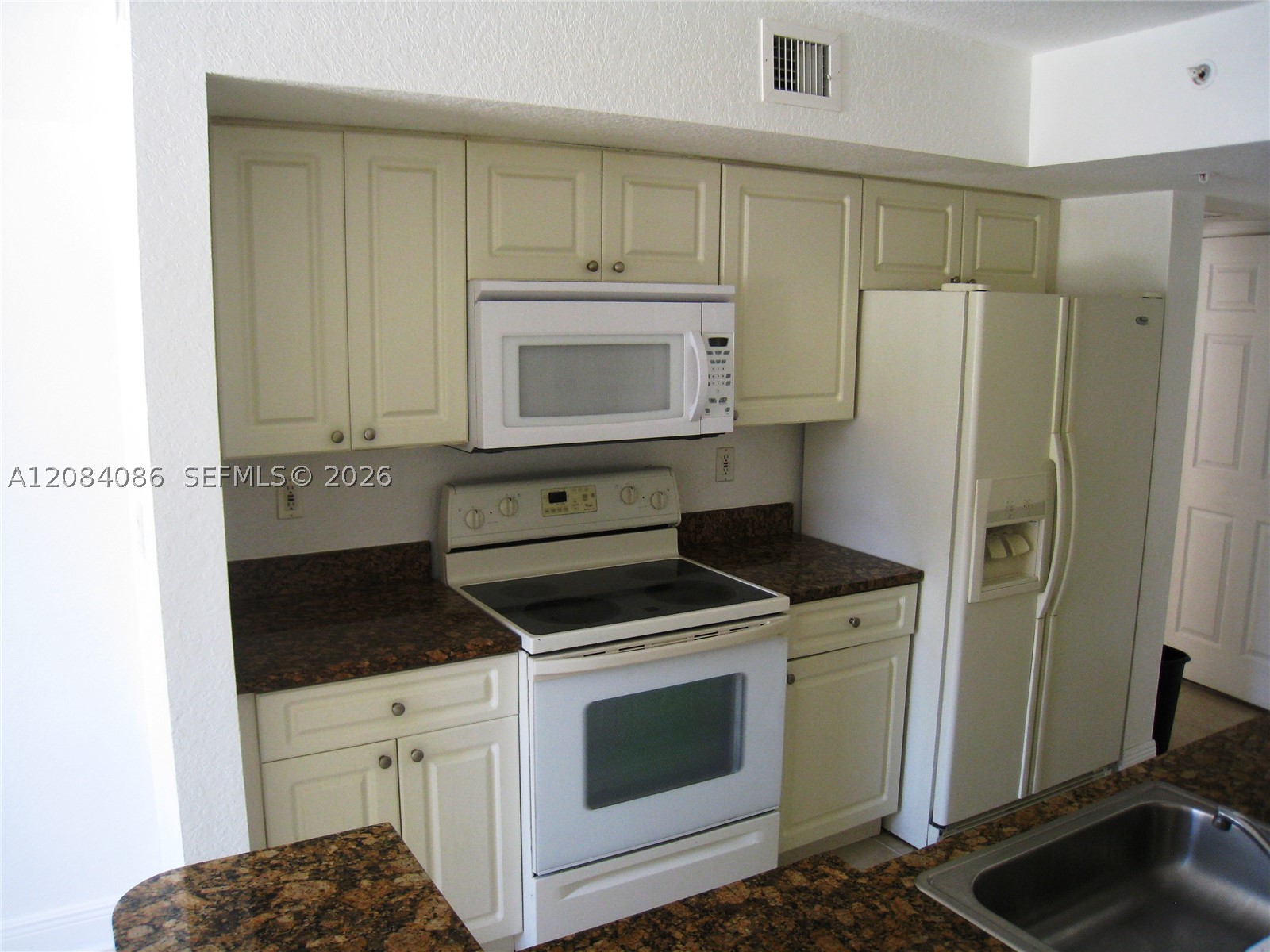 21000 SW 87th Ave #101, Cutler Bay FL 33189