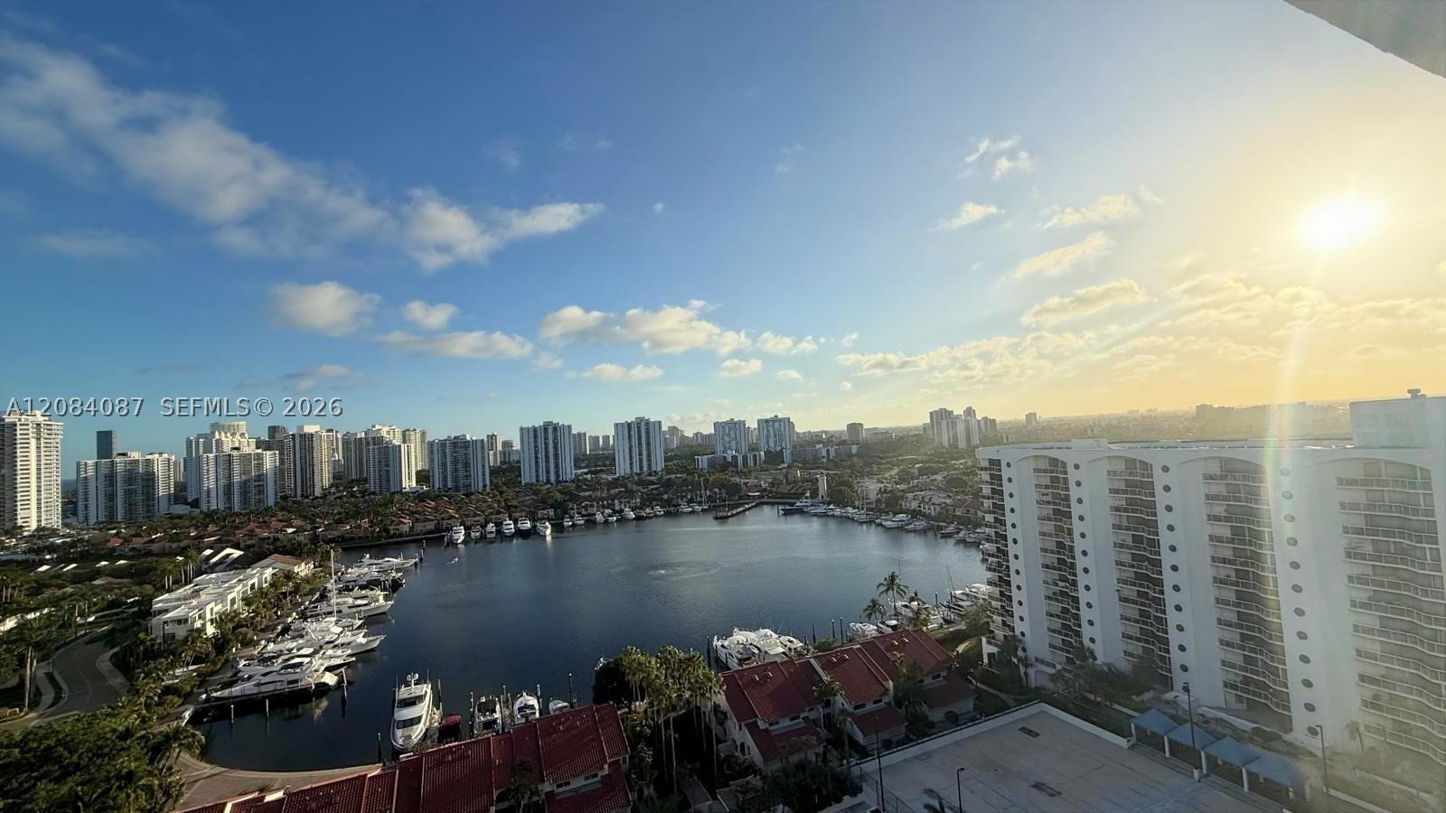 3640 Yacht Club #1807, Aventura FL 33180