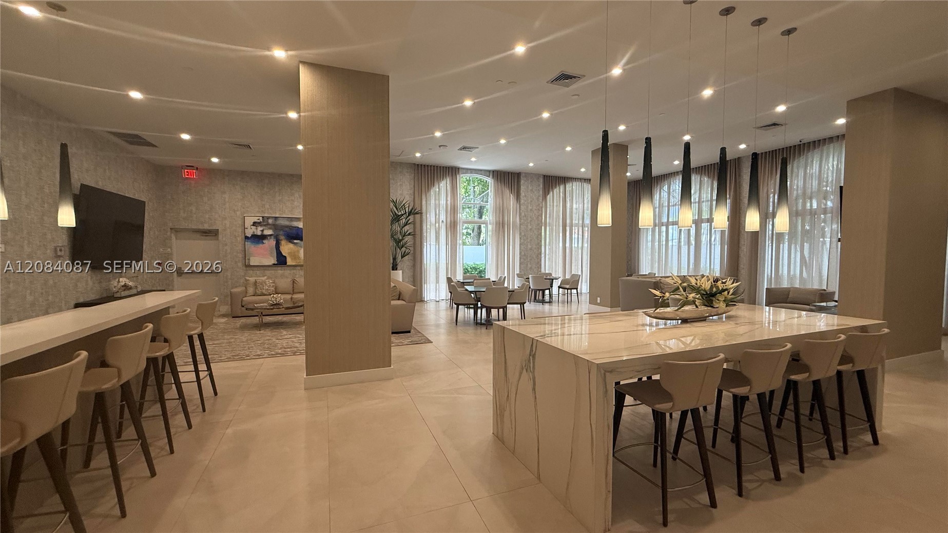 3640 Yacht Club #1807, Aventura FL 33180