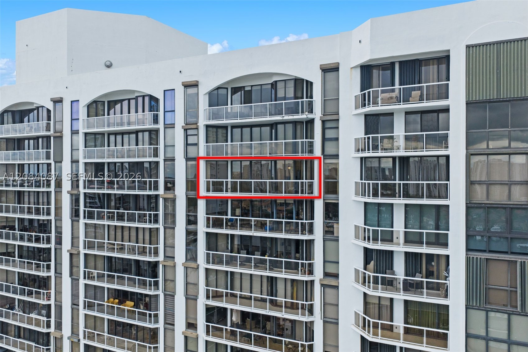 3640 Yacht Club #1807, Aventura FL 33180