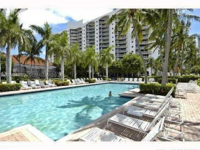 3640 Yacht Club #1807, Aventura FL 33180