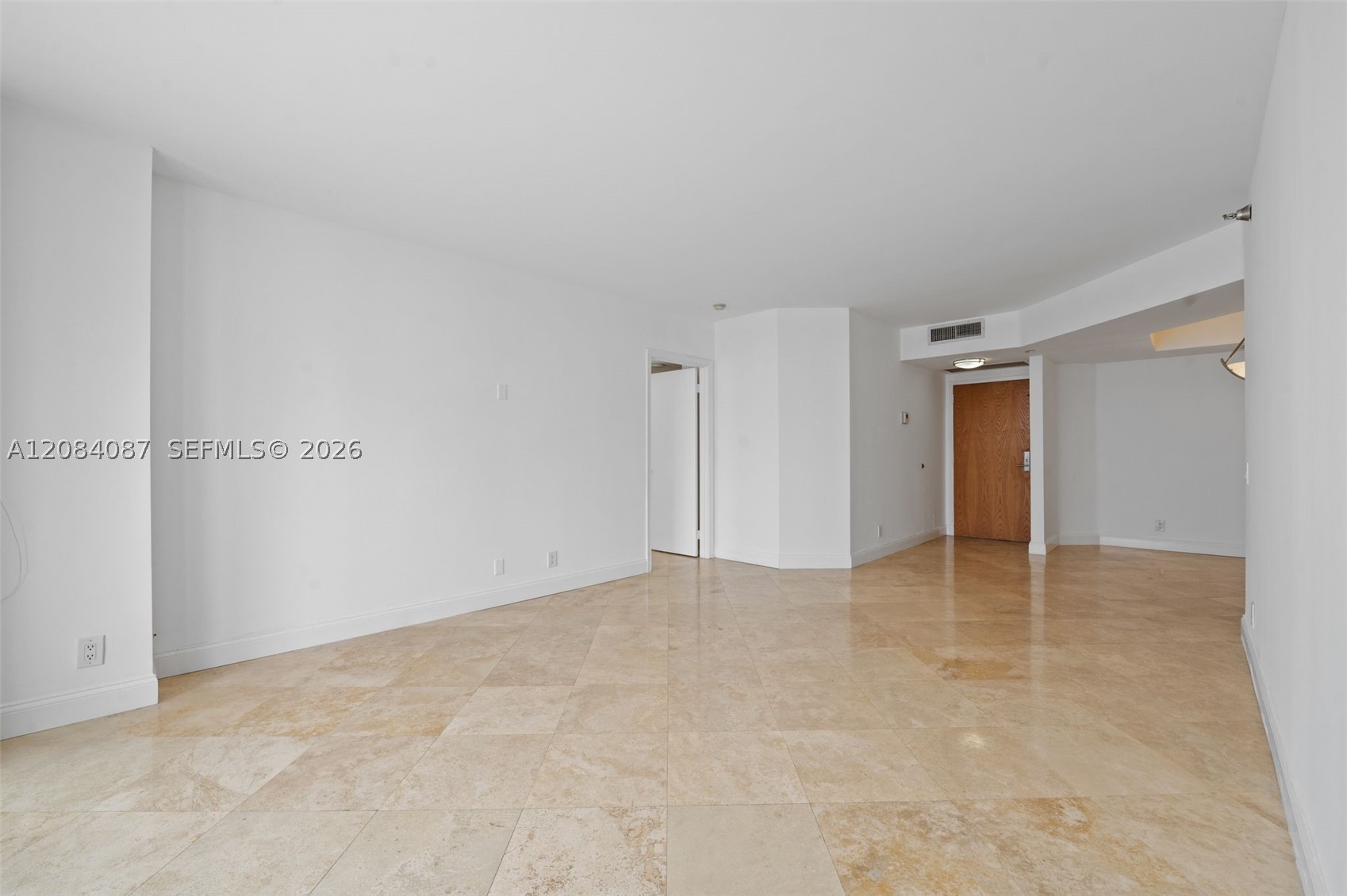 3640 Yacht Club #1807, Aventura FL 33180