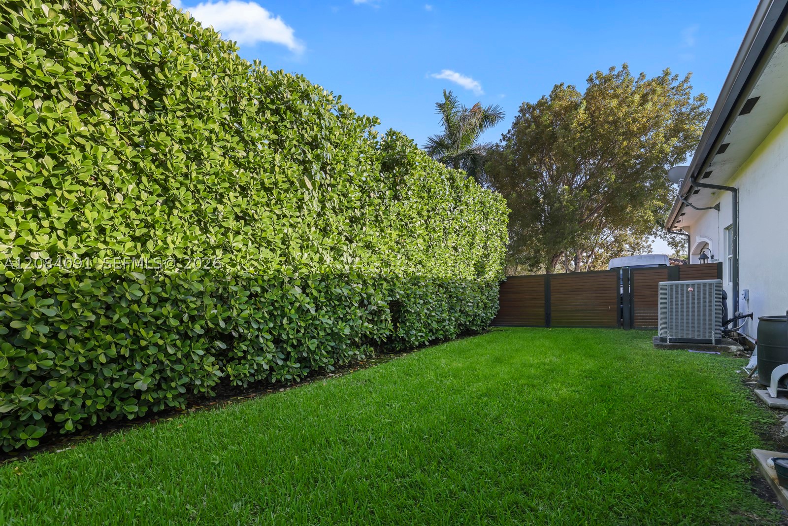 8095 SW 187th St, Cutler Bay FL 33157