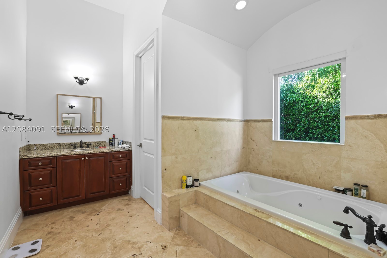 8095 SW 187th St, Cutler Bay FL 33157