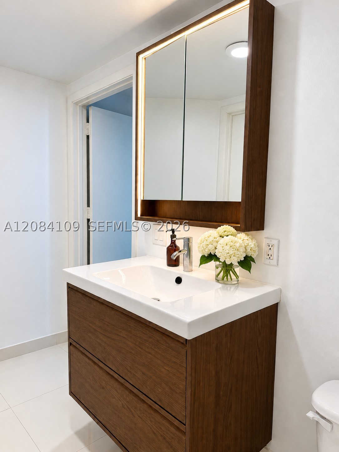 690 SW 1st Ct #602, Miami FL 33130