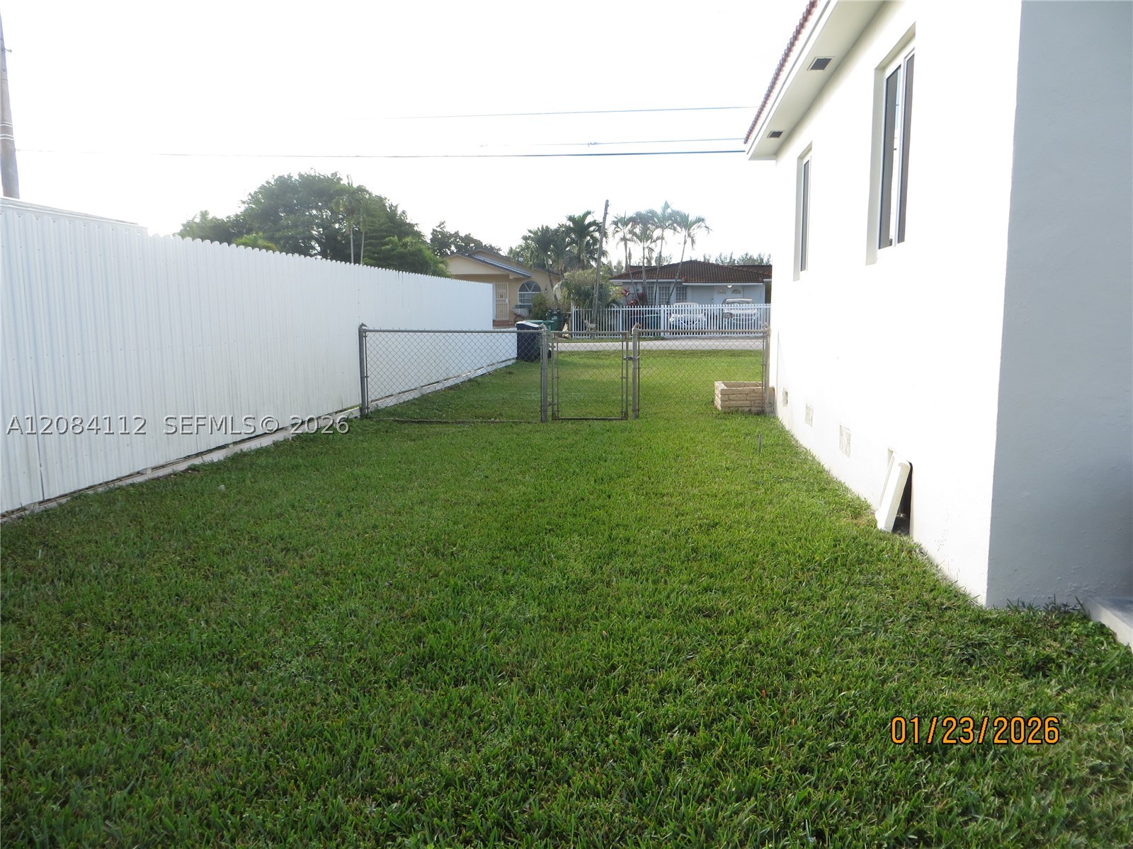 7435 SW 22nd St, Miami FL 33155