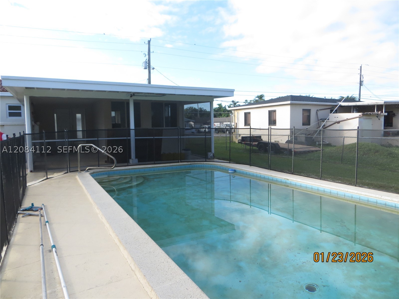 7435 SW 22nd St, Miami FL 33155