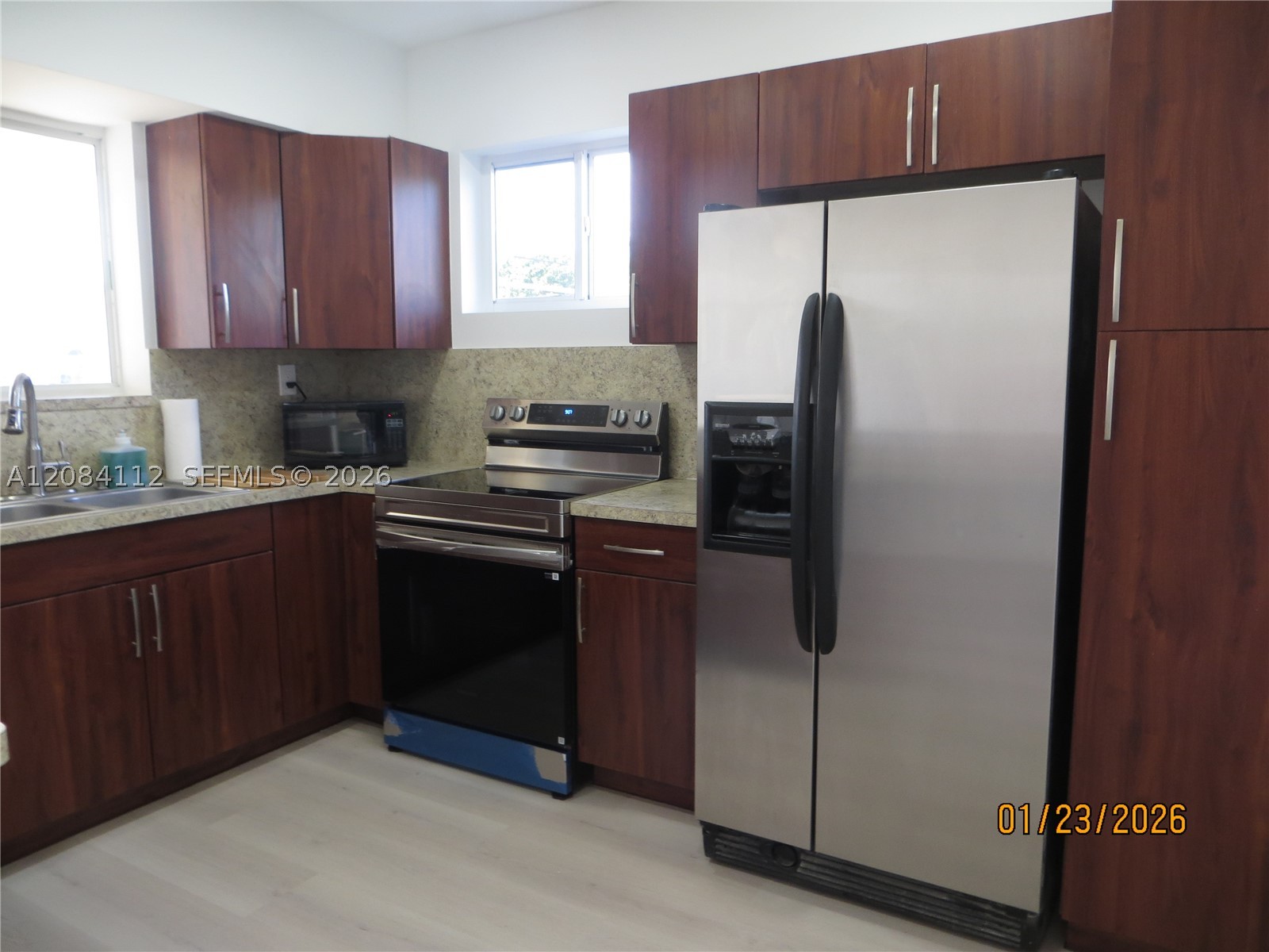 7435 SW 22nd St, Miami FL 33155
