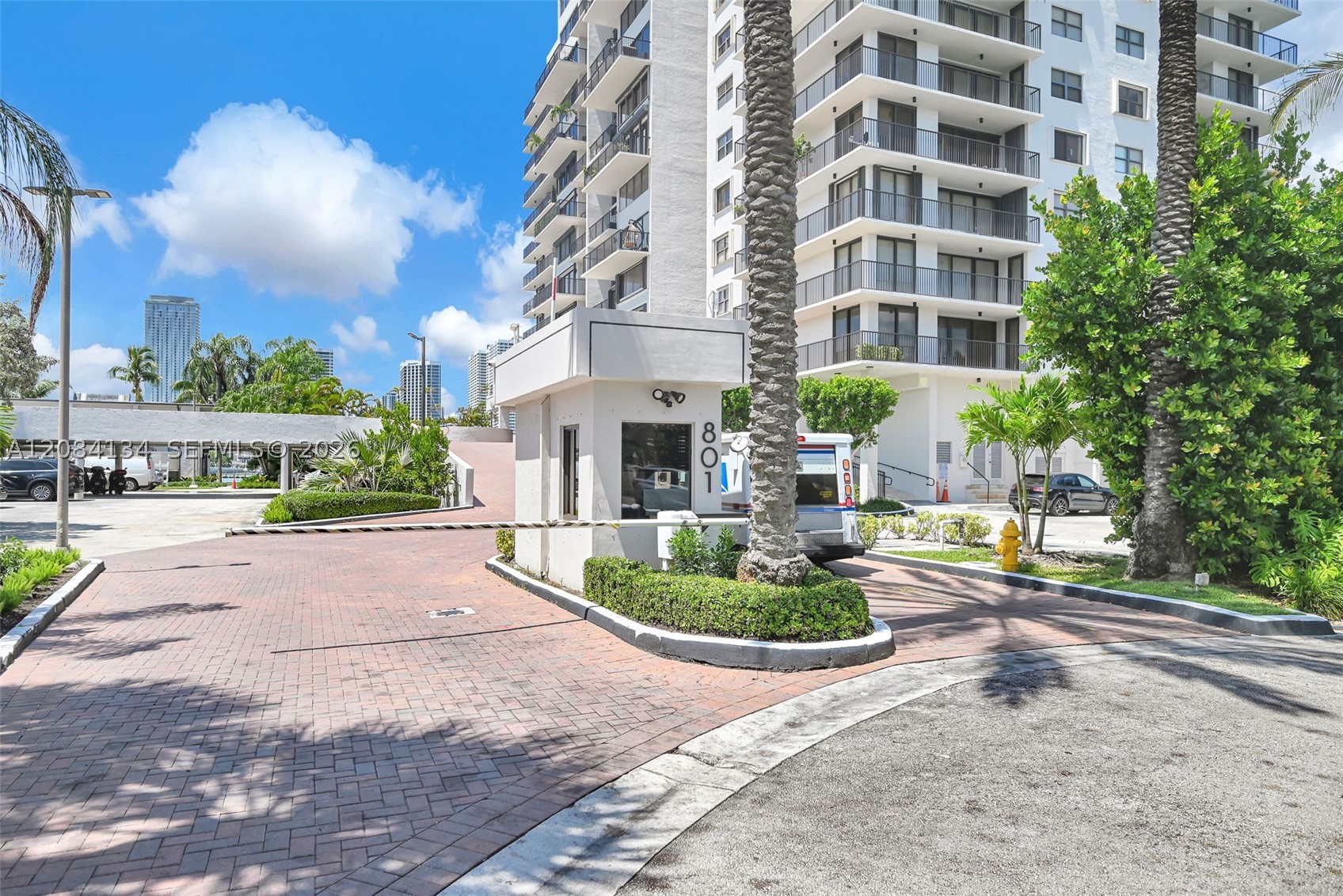 801 N Venetian Dr #1208, Miami FL 33139