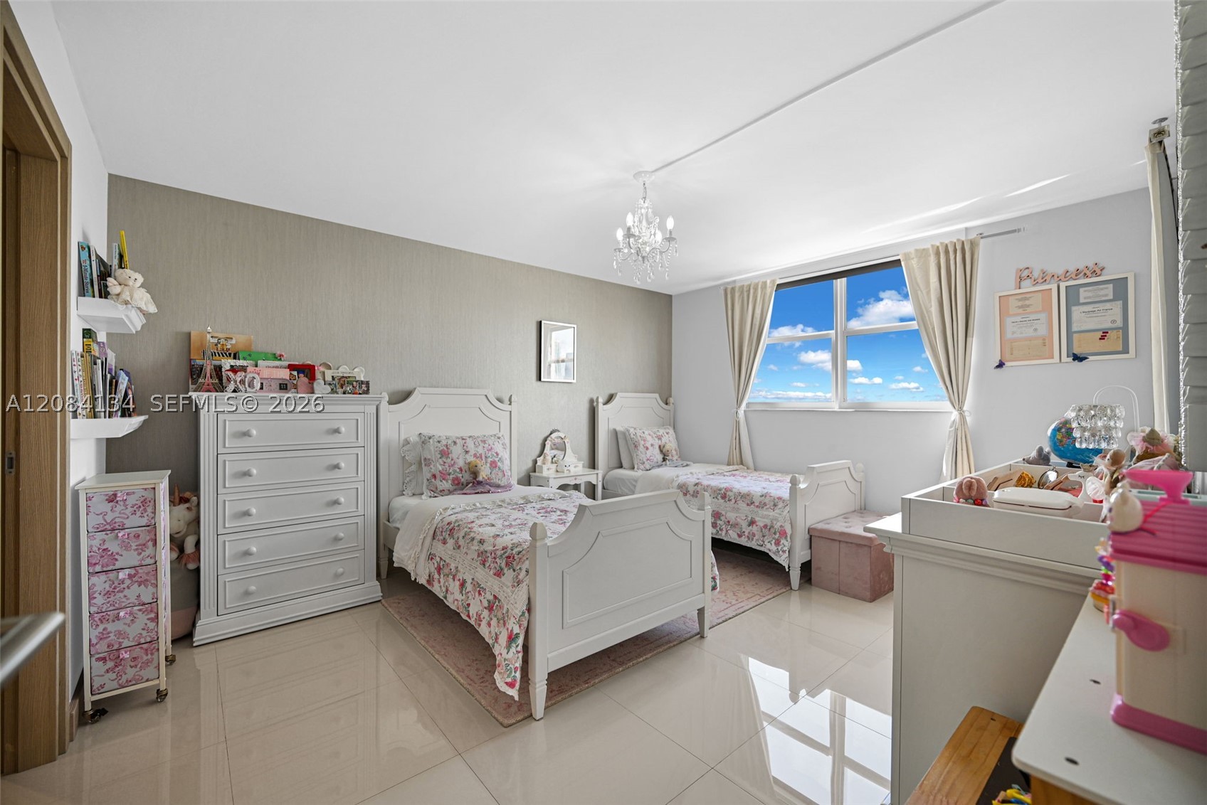 801 N Venetian Dr #1208, Miami FL 33139