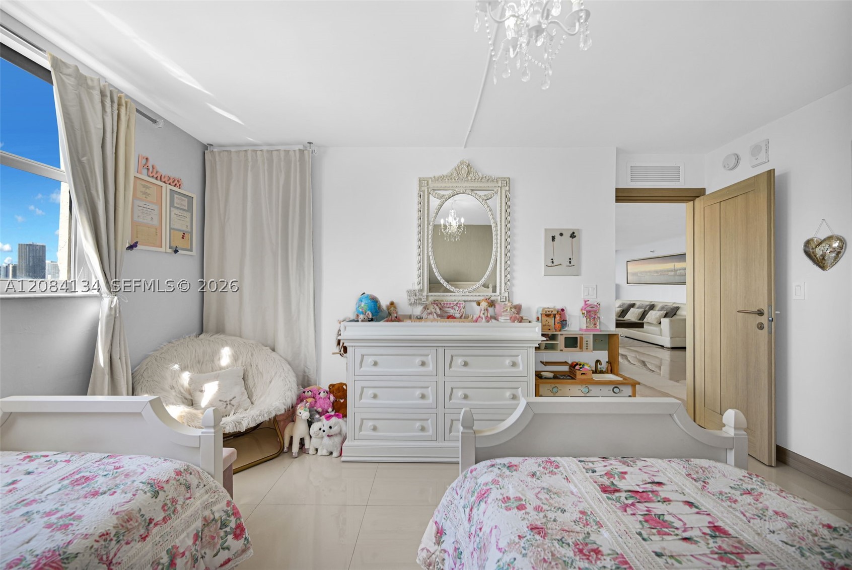 801 N Venetian Dr #1208, Miami FL 33139