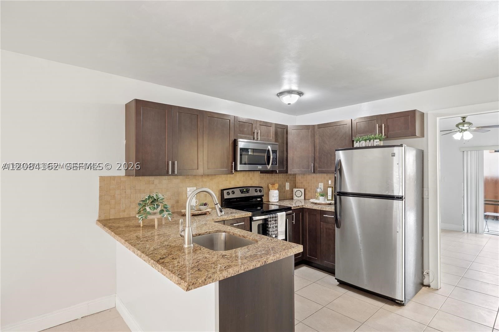 7241 Miami Lakes Dr #D19, Miami Lakes FL 33014