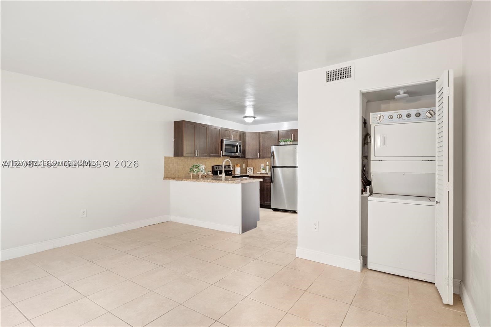 7241 Miami Lakes Dr #D19, Miami Lakes FL 33014
