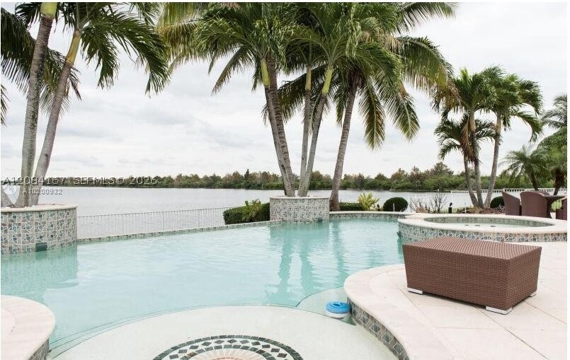 4607 SW 195th Ter, Miramar FL 33029