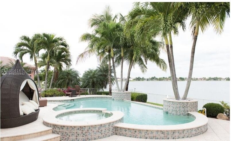 4607 SW 195th Ter, Miramar FL 33029