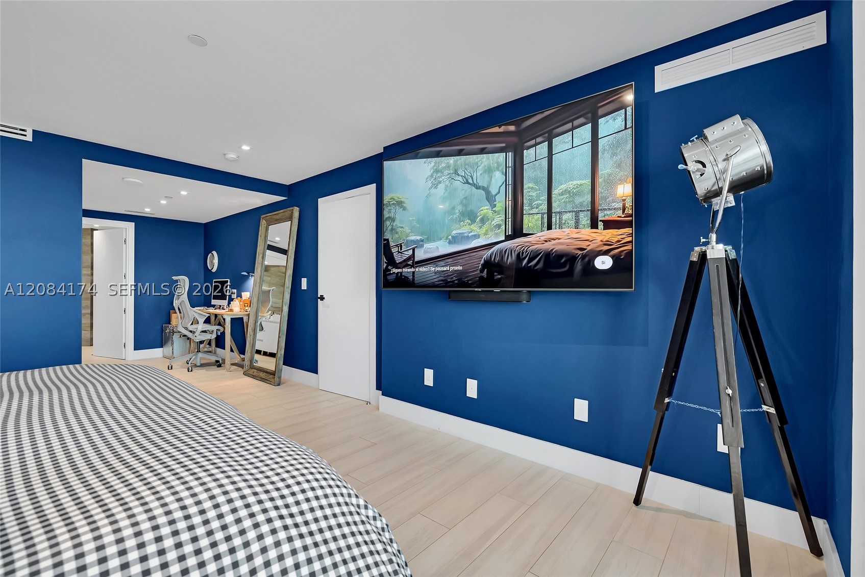 1881 79th St Cswy #1901, North Bay Village FL 33141