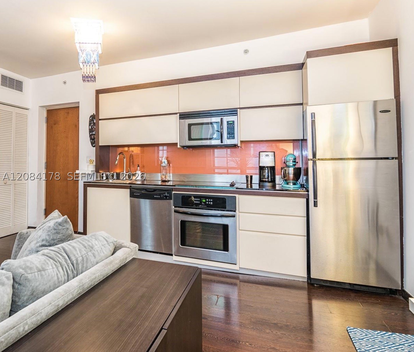 435 21st St #223, Miami Beach FL 33139