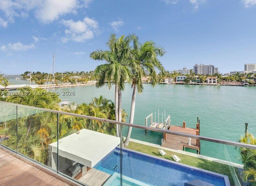 321 E Dilido Dr, Miami Beach FL 33139