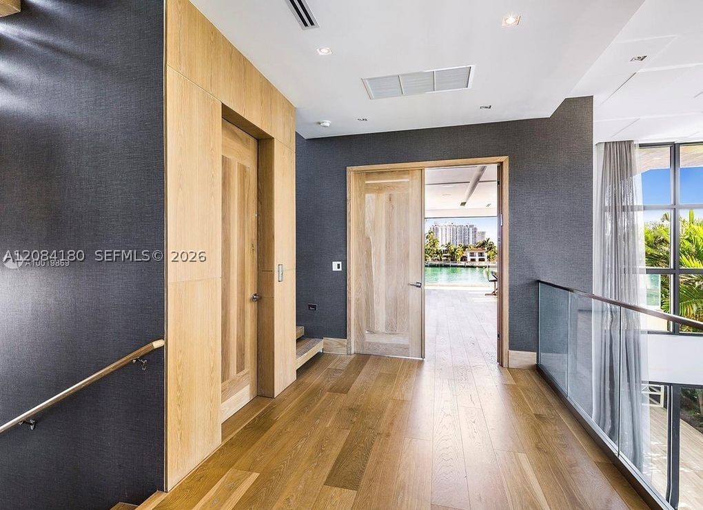 321 E Dilido Dr, Miami Beach FL 33139