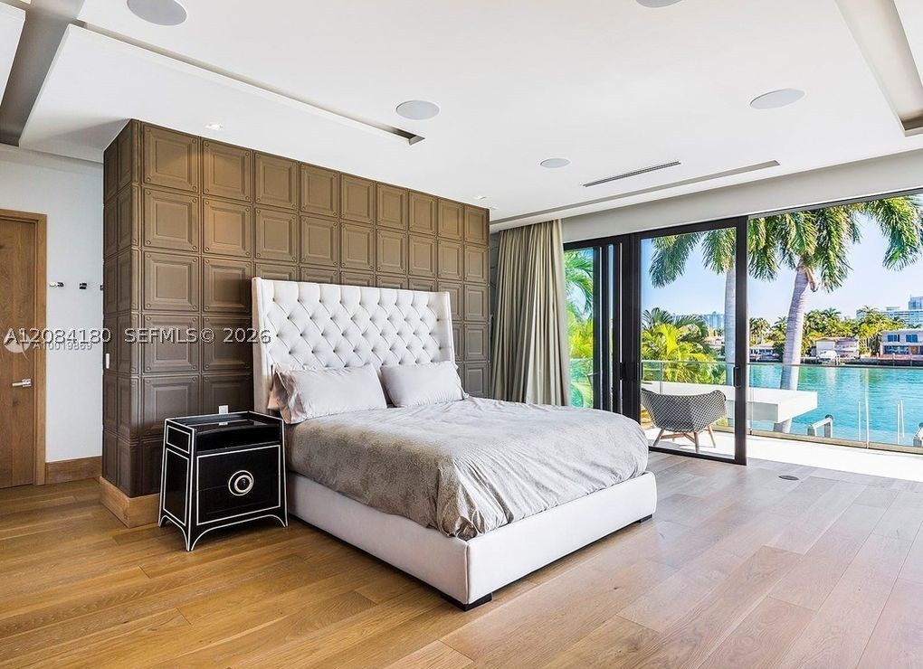 321 E Dilido Dr, Miami Beach FL 33139