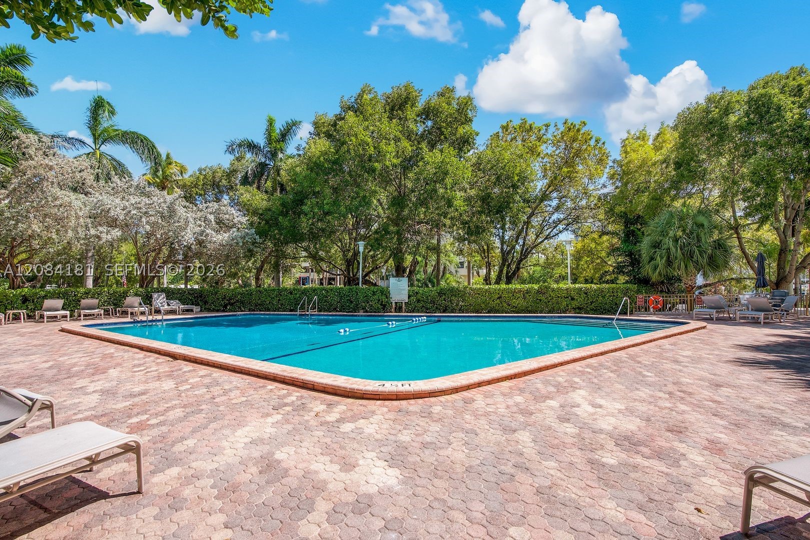 155 Ocean Lane Dr #103, Key Biscayne FL 33149
