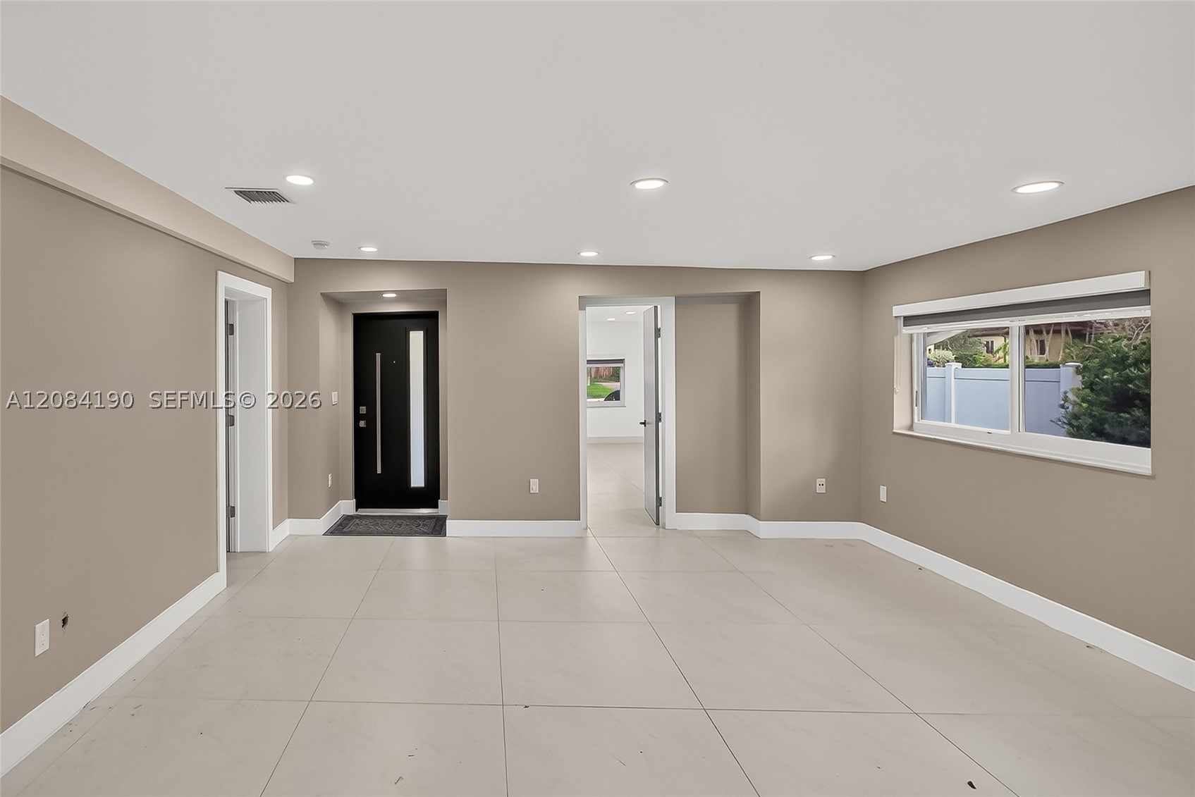 533 Mokena Dr, Miami Springs FL 33166