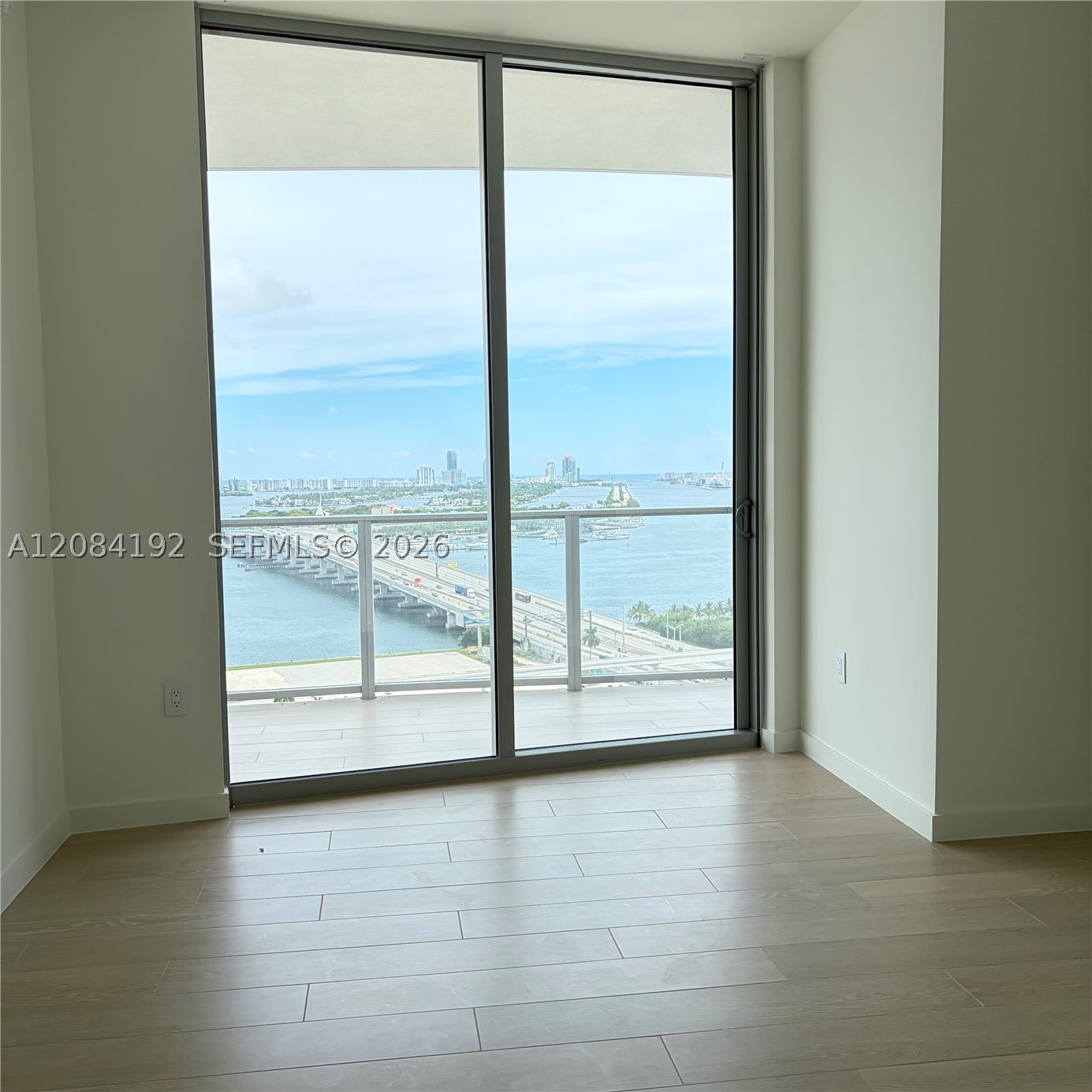 1400 Biscayne Blvd #2003, Miami FL 33132