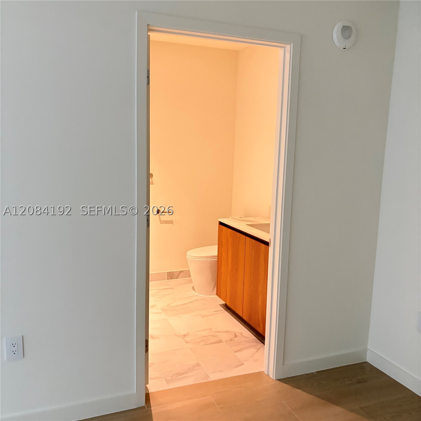1400 Biscayne Blvd #2003, Miami FL 33132