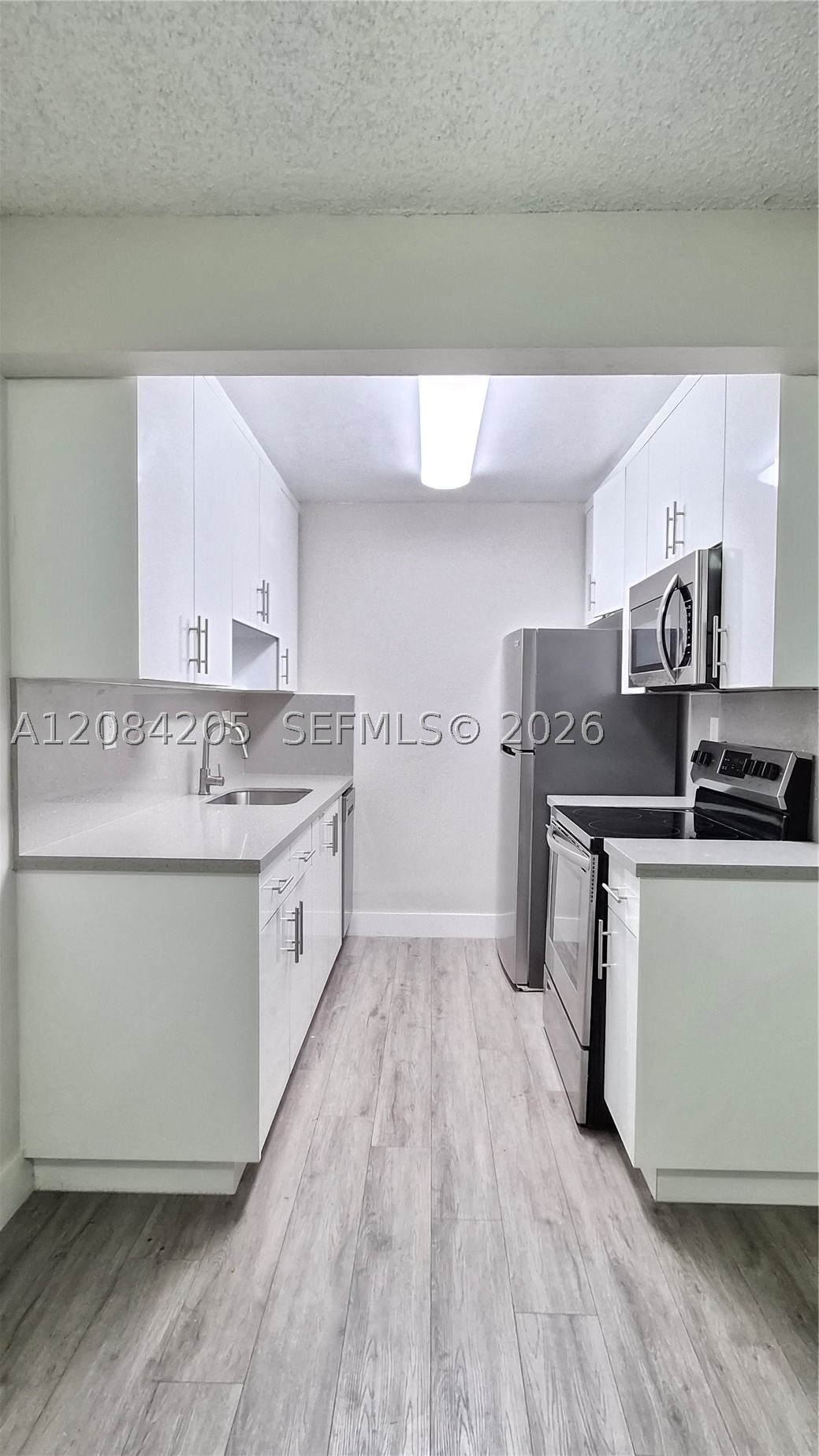 7100 Fairway Dr #K9, Miami Lakes FL 33014