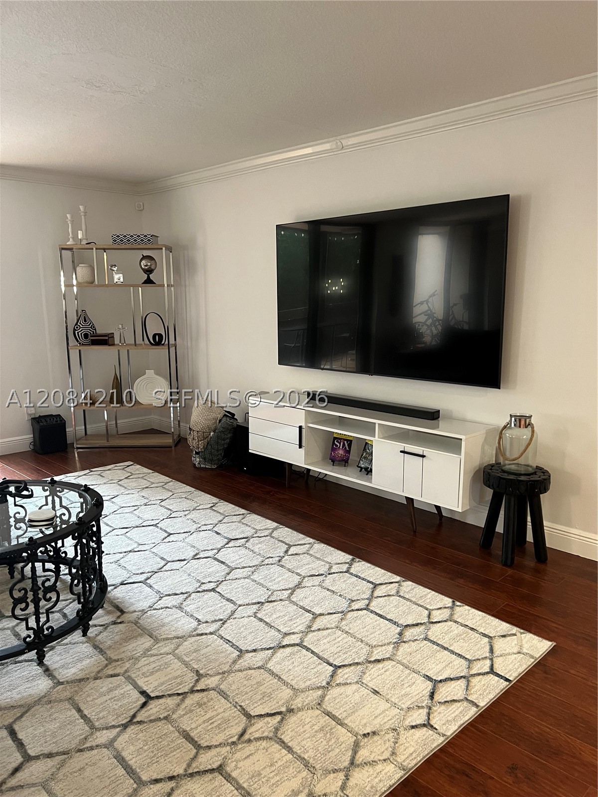 141 SW 96th Ter #305, Plantation FL 33324
