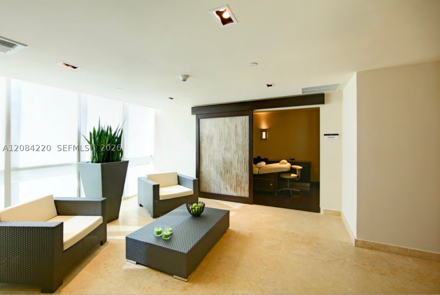 900 Biscayne Blvd #3007, Miami FL 33132