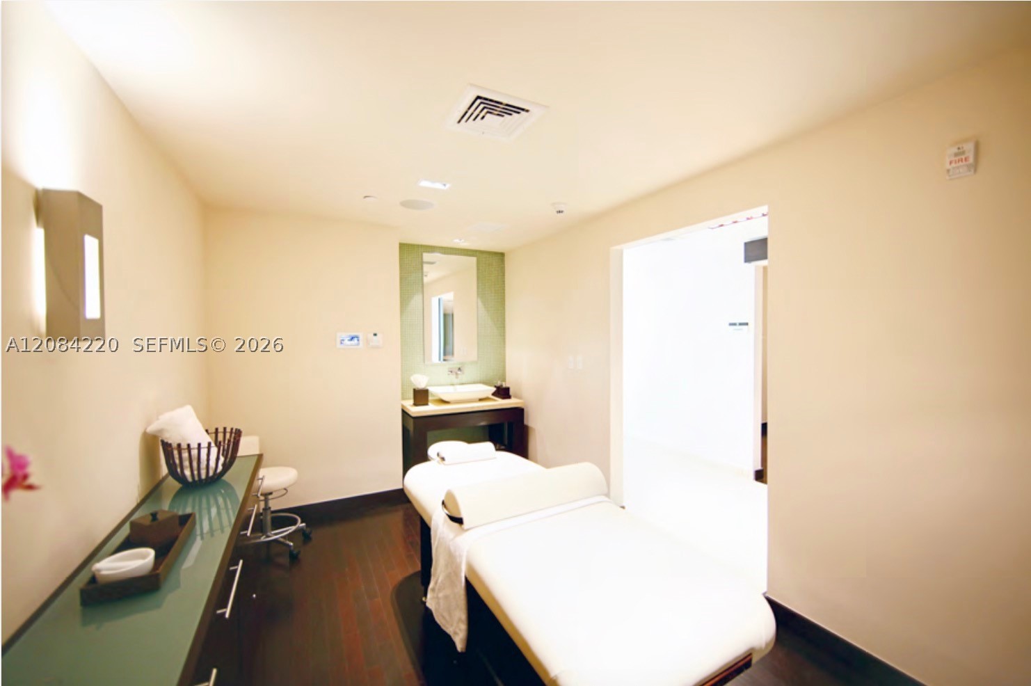 900 Biscayne Blvd #3007, Miami FL 33132