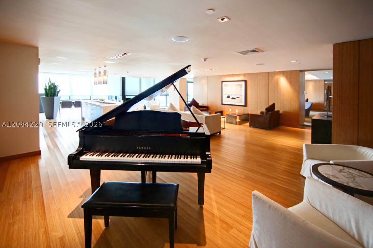 900 Biscayne Blvd #3007, Miami FL 33132