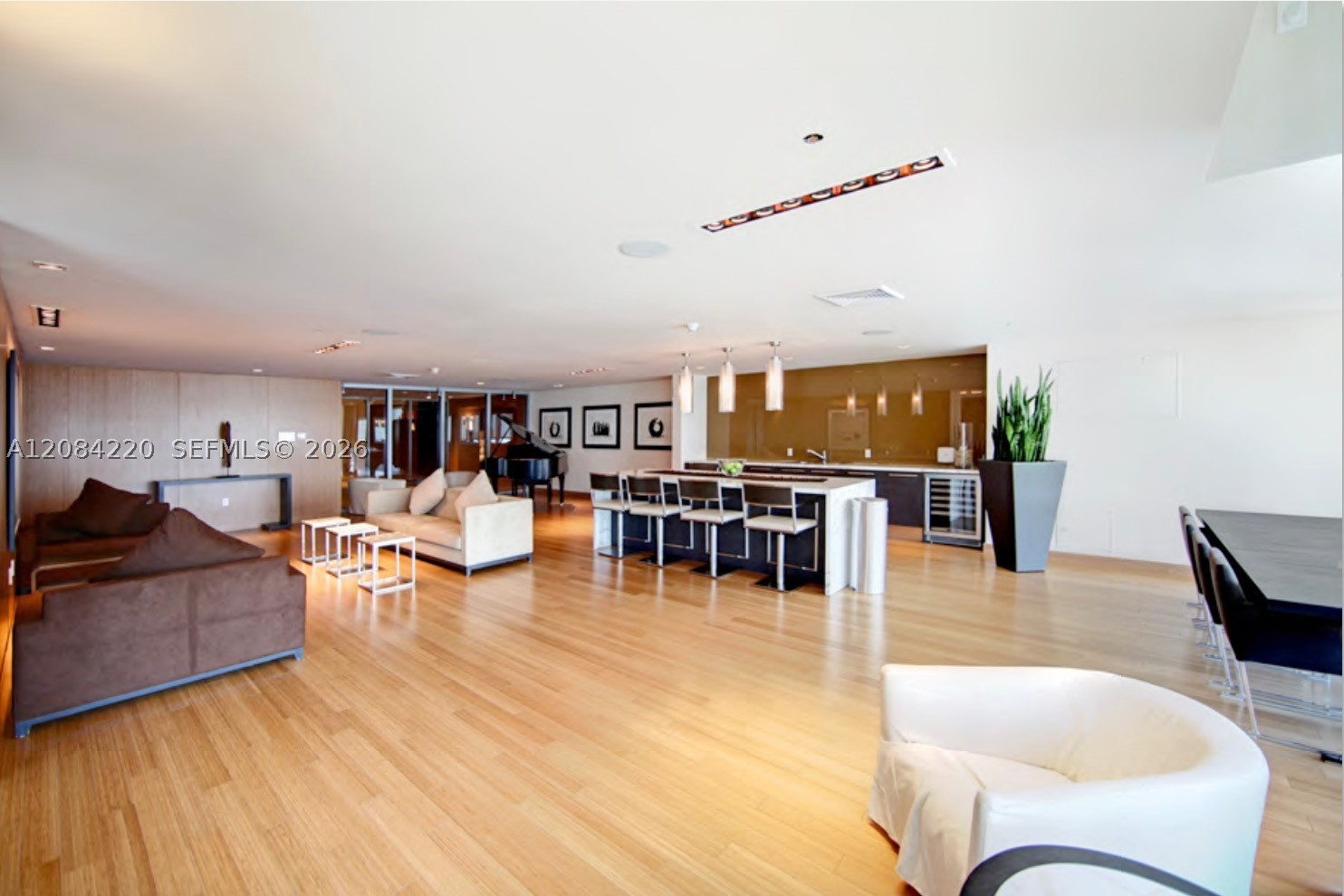 900 Biscayne Blvd #3007, Miami FL 33132