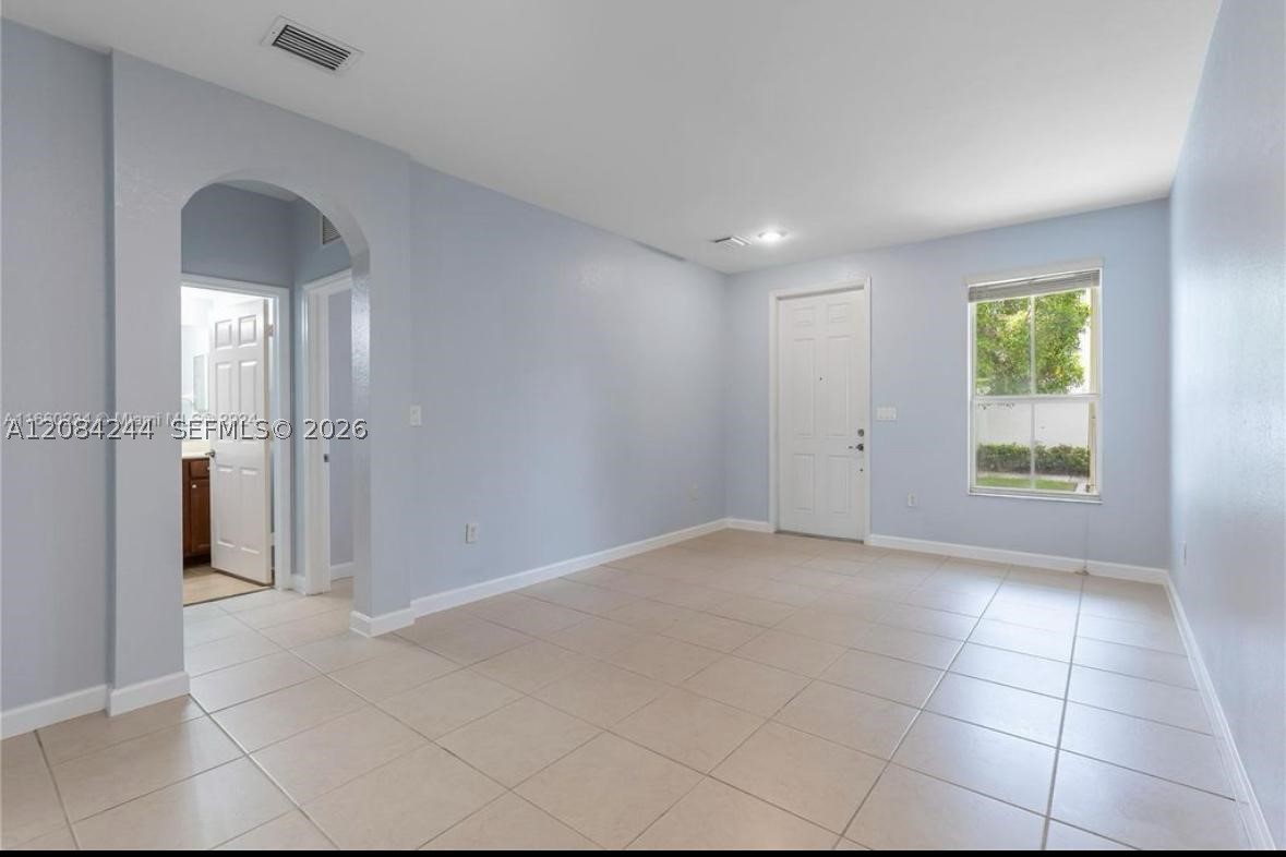 17067 SW 93rd St #17067, Miami FL 33196